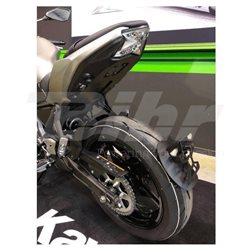 PORTAMATRÍCULAS A LA RUEDA KAWASAKI Z650 NEGRO