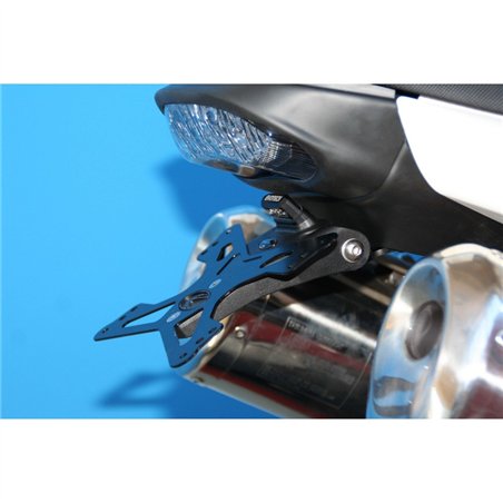 PASO DE RUEDA RECAMBIO PARA SOPORTE MATRÍCULA TRIUMPH SPEED TRIPLE 2008-2010