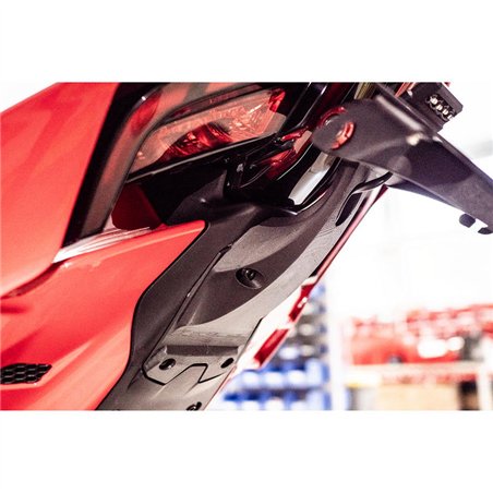 PORTAMATRÍCULAS DUCATI PANIGALE V2 / V4 / V4S / STREETFIGHTER V2/V4 2025