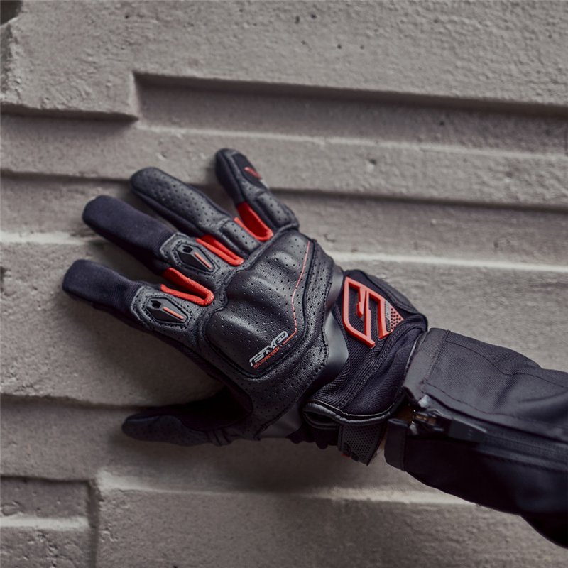 GUANTES FIVE RS2 EVO NEGRO / ROJO