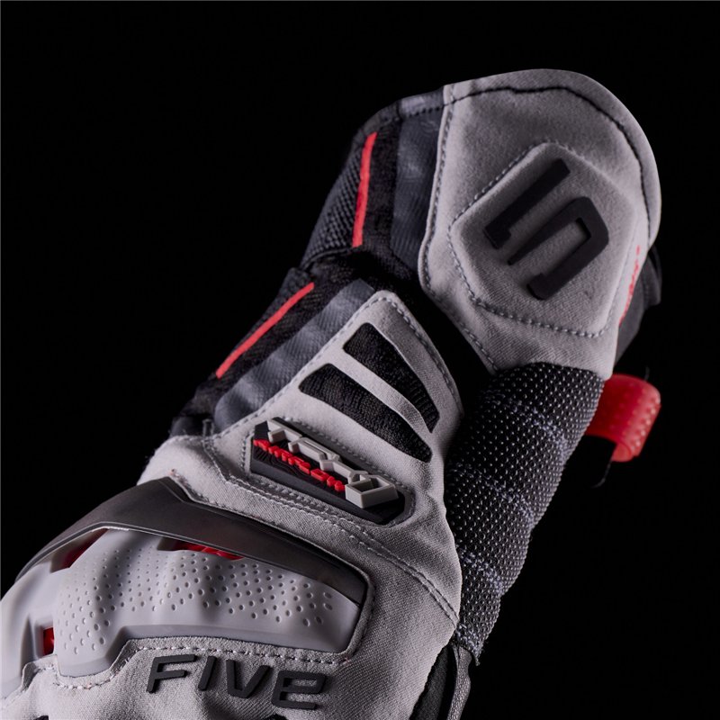 GUANTES FIVE TFX1 AIRFLOW NEGRO / ROJO FLUOR