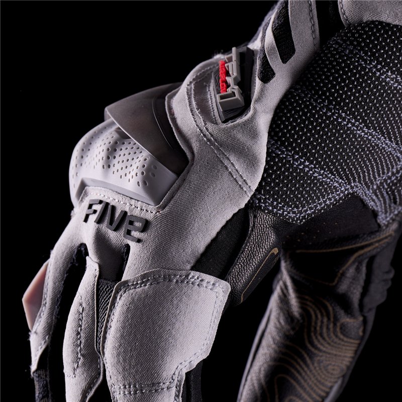 GUANTES FIVE TFX1 AIRFLOW NEGRO / ROJO FLUOR