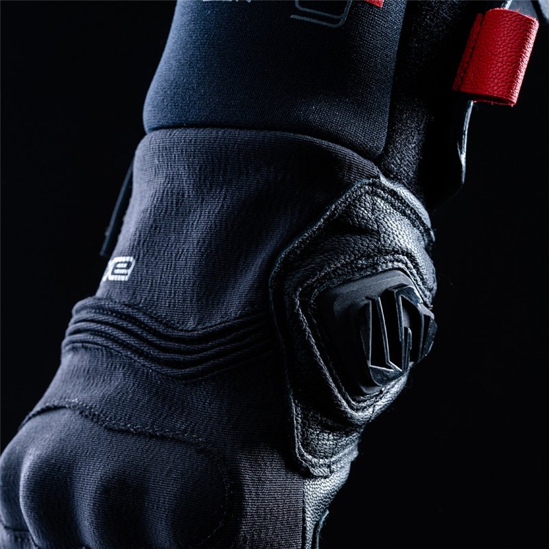 GUANTES FIVE WFX CITY SHORT GTX NEGRO