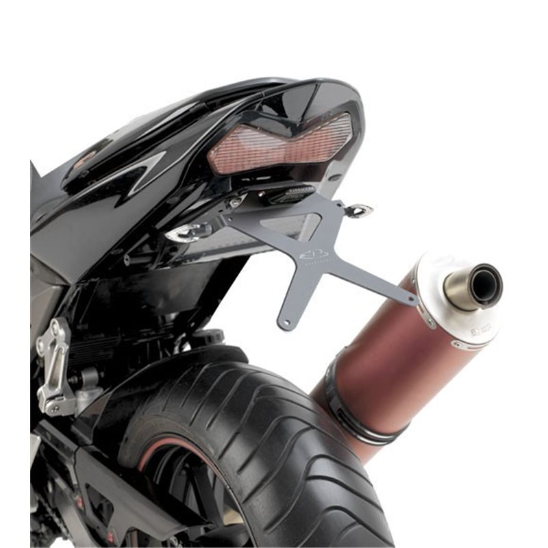 KAWASAKI Z1000 03'-06' PORTAMATRICULAS BARRACUDA KAWASAKI Z1000 03'-06' PORTAMATRICULAS BARRACUDA