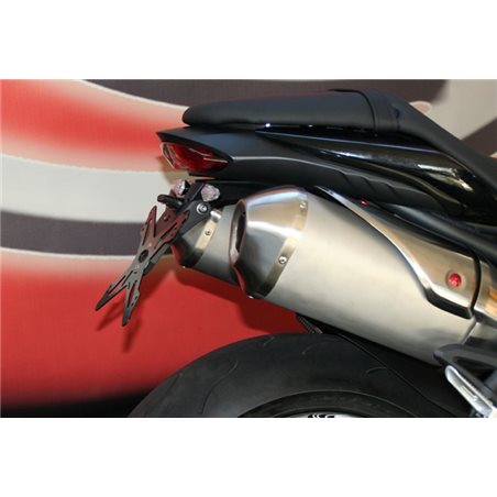 TRIUMPH SPEED TRIPLE 11'-12' PORTAMATRICULAS EVOTECH